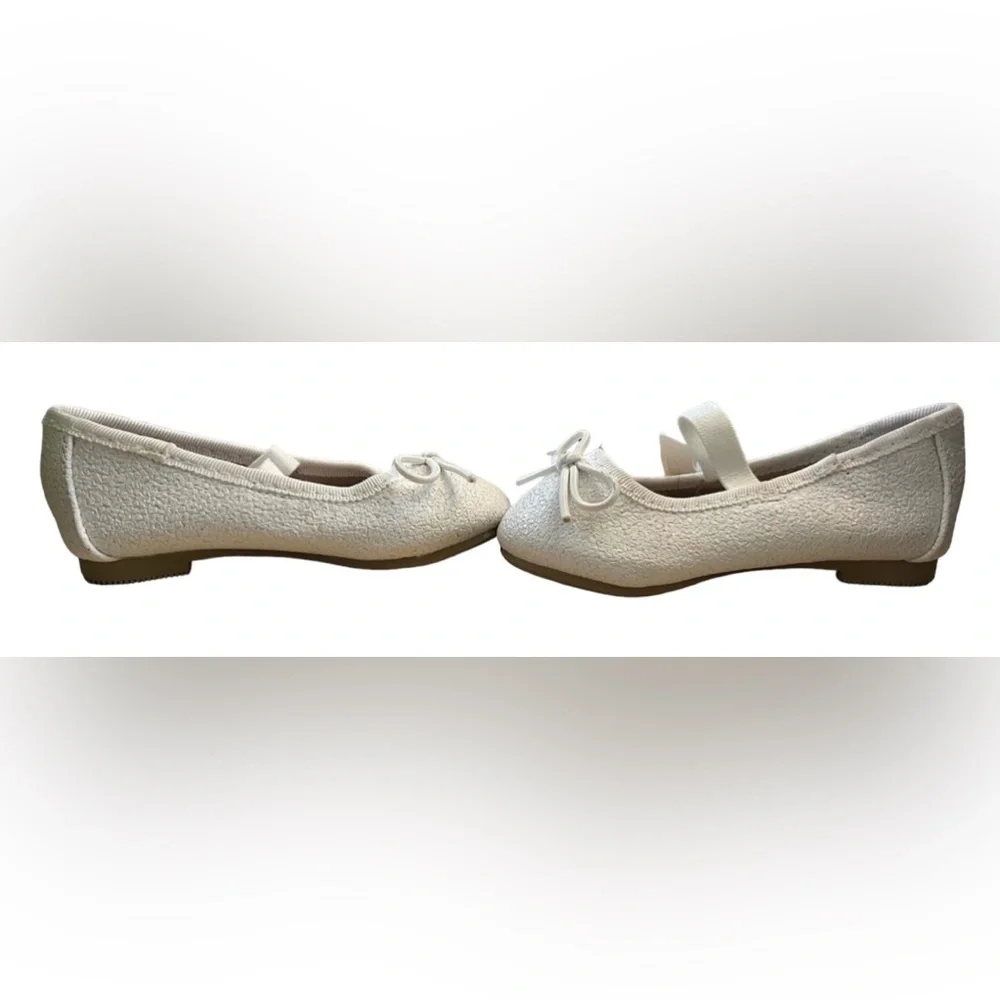 NWT baby girl spsrkly ballet flats dress shoes Sz 4